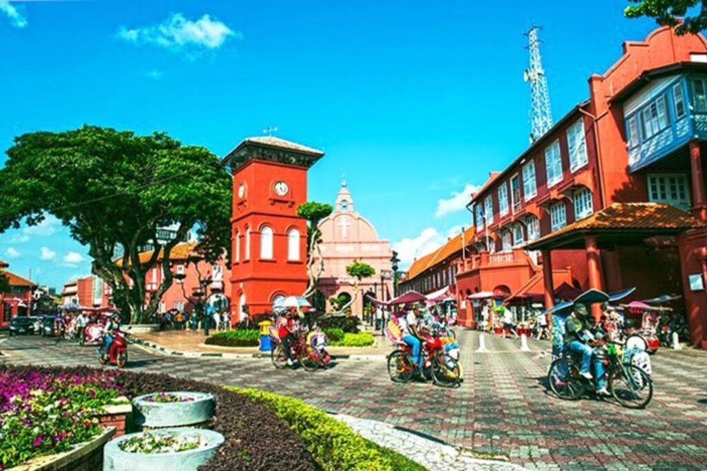 Mahkota Pool View Apartment Near A'Famosa & Jonker Malacca Ngoại thất bức ảnh